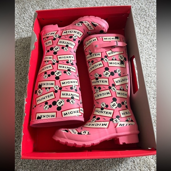 Hunter Kids Pink Mickey Mouse Rain Boots - Picture 2 of 12
